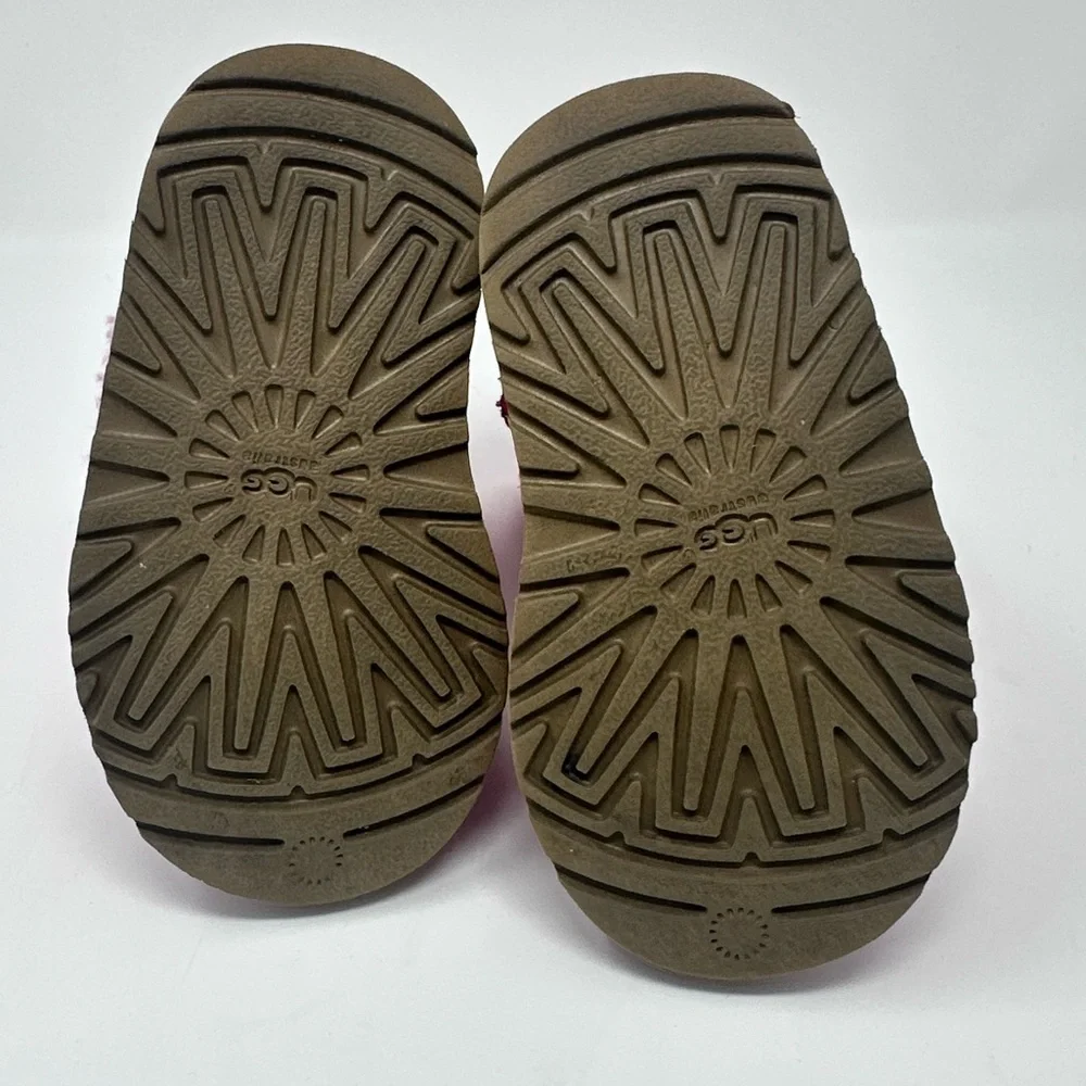 UGG Pink Fleece-Lined Boots sz.6